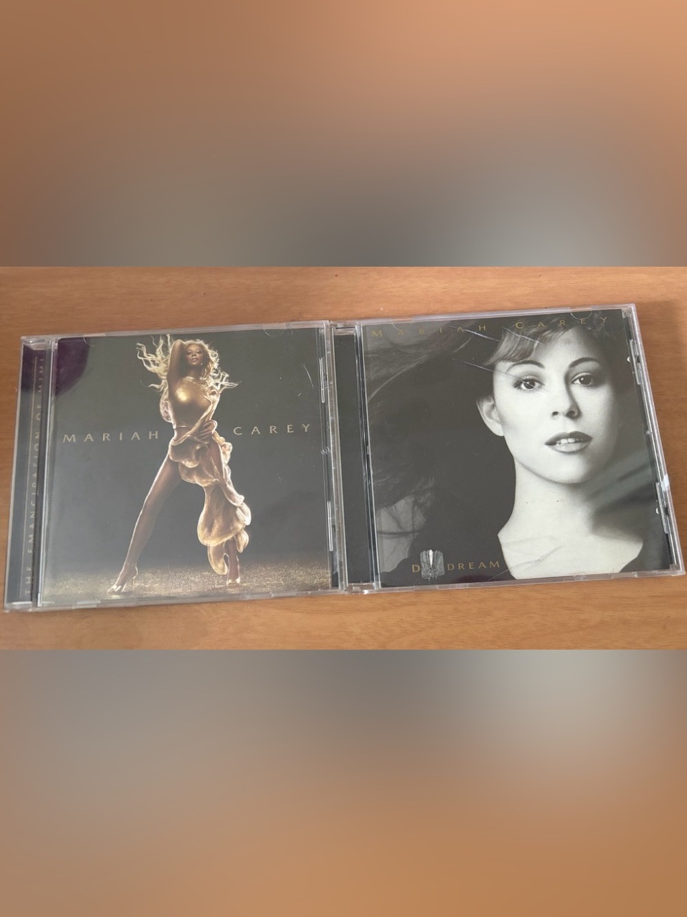 Lot of 2 CDS Mariah Carey
Daydream & The Emancipation Of Mimi